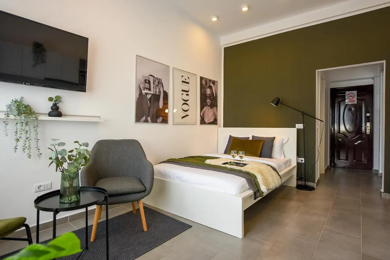 Classy Comfort - Chic Studio On Regina Elisabeta contacts
