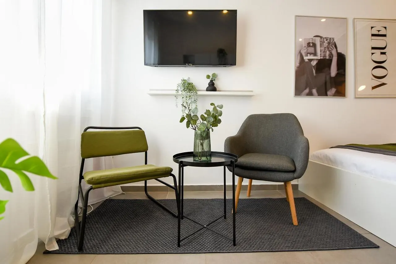 Classy Comfort - Chic Studio On Regina Elisabeta Bucharest 0*,  Romania